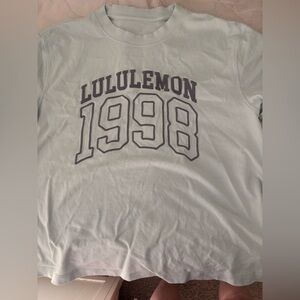 Lululemon T Shirt